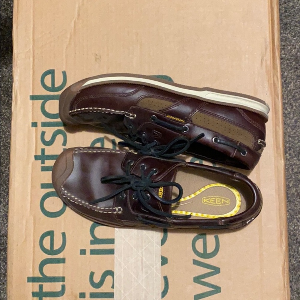 Keen boat shoes
